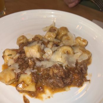 Viale - Italian Near Me - Cambridge, Massachusetts