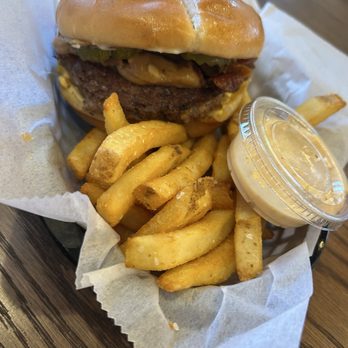 Elite Experience: Killer Burger - Yelp Events Near Me - Houston, Texas
