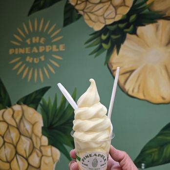 The Pineapple Hut - Ice Cream & Frozen Yogurt Near Me - Myrtle Beach, South Carolina
