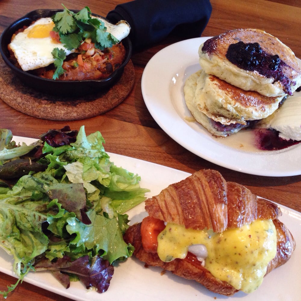 Big Brunch Skillet Mrs Biederhof S Legendary Pancakes Veda S