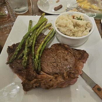Ferguson House - Breakfast & Brunch Near Me - Nashville, Indiana