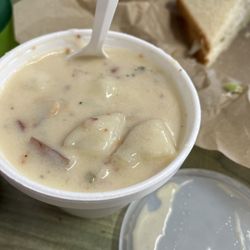 Fresh's Homemade Eatery - Potato Soup