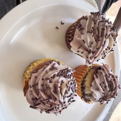Mill Creek Cafe - Homemade cupcakes