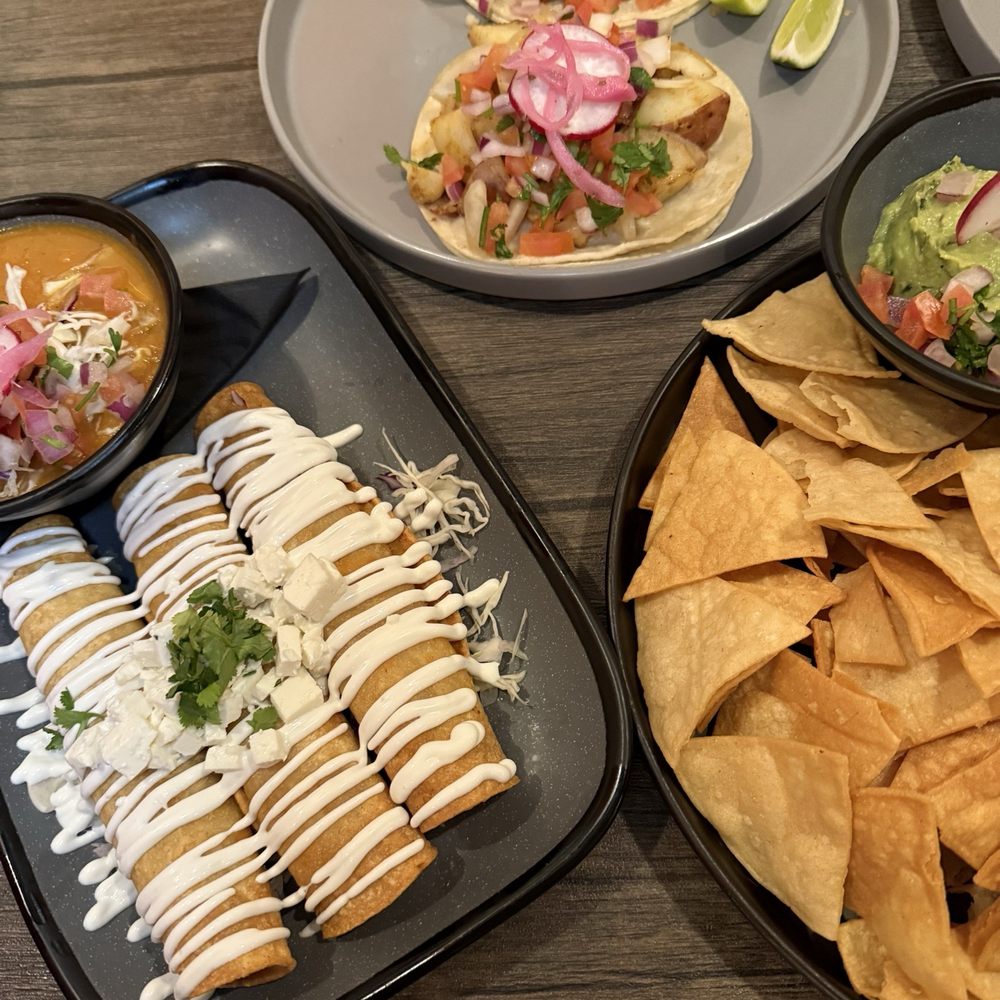La Chingona - Mexican Near Me - Seattle, Washington La Chingona - Mexican Near Me - Seattle, Washington