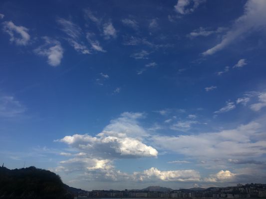 Beach of La Concha by null