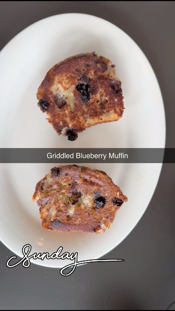 Food from Eggs Up Grill