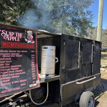 Slap the Apple Memphis Style BBQ - Mobile smoker - Food Trucks Near Me - Groveland, Florida Slap the Apple Memphis Style BBQ - Mobile smoker - Food Trucks Near Me - Groveland, Florida