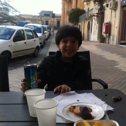 Bar Tavola Calda - Mmm snacky