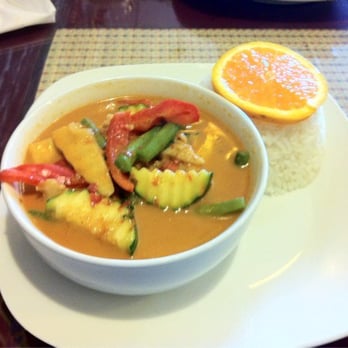 JP Thai Kitchen - Red Curry lunch special w/ chicken (extra spicy) - Thai Near Me - Sacramento, California JP Thai Kitchen - Red Curry lunch special w/ chicken (extra spicy) - Thai Near Me - Sacramento, California