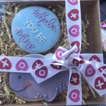 Puffect Bakery Cafe - Whale Cookie Wrapped Cookie Box for Valentines Day - Desserts Near Me - Walnut, California Puffect Bakery Cafe - Whale Cookie Wrapped Cookie Box for Valentines Day - Desserts Near Me - Walnut, California