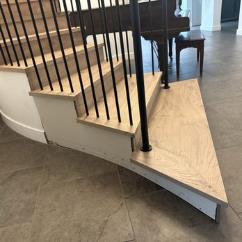 Artistic Stairs - Work un finished after today's no call, no show. We are now in week 14 of what my contract says is 8-10 weeks - Decks & Railing Near Me - Phoenix, Arizona