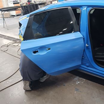 Walt Sweeney Auto - Was sent photos of the progress while it was being worked on by the technicians and painters - Car Dealers Near Me - Cincinnati, Ohio Walt Sweeney Auto - Was sent photos of the progress while it was being worked on by the technicians and painters - Car Dealers Near Me - Cincinnati, Ohio