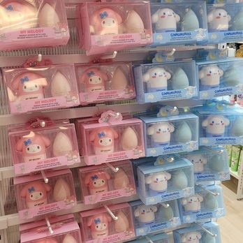 Miniso - Make-up sponge - Toy Stores Near Me - Des Peres, Missouri