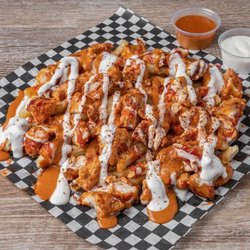O-Frango - Frango fries with chipotle & ranch sauce.