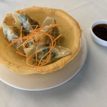 Yang Kee Dumpling-ROSEVILLE - 6 Pan fried chive dumplings with shrimp - Dim Sum Near Me - Roseville, California Yang Kee Dumpling-ROSEVILLE - 6 Pan fried chive dumplings with shrimp - Dim Sum Near Me - Roseville, California