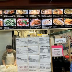 Shanghai Fortune Cuisine - Menu board and dumpling factory~ (November 2023)