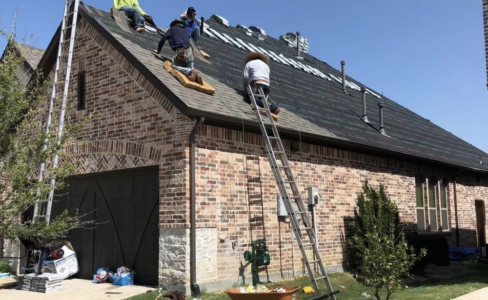 Slide of Lucas Roofing