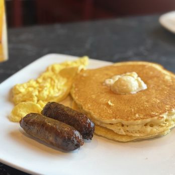Silver Diner - Buttermilk Pancakes & Eggs - Diners Near Me - Woodbridge, Virginia