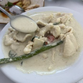 Banana Leaf Restaurant - Green Chicken Curry - Singaporean Near Me - Milpitas, California Banana Leaf Restaurant - Green Chicken Curry - Singaporean Near Me - Milpitas, California