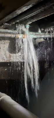 Johnnie Damron Plumbing Logo