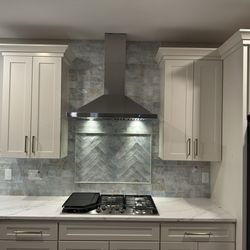 Click Construction and Remodeling - Hearing bone accent makes a nice difference.