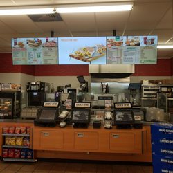 Speedway - Pizza station?!?! Cool beans!!!!