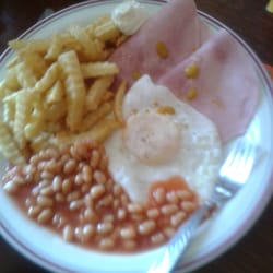 The Crown - £5.95 service with a smile