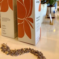 Lather - Display Table
