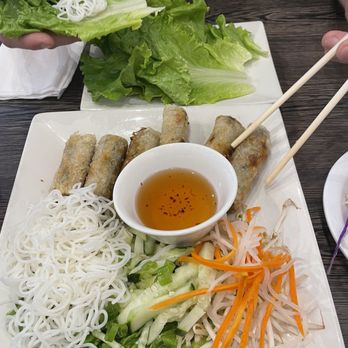 9 Mile Pho - Bun Cha Gio- Eggroll with extra lettuce - Vietnamese Near Me - Aurora, Colorado