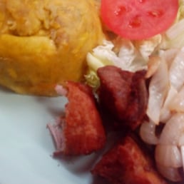 Carne frita con mofongo