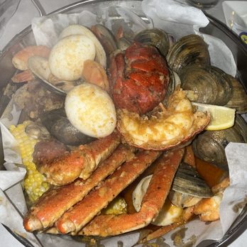 Nauti Cajun Crab - Seafood Near Me - Metuchen, New Jersey Nauti Cajun Crab - Seafood Near Me - Metuchen, New Jersey
