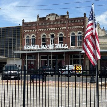 Momma's at Sengelmann Hall - American Near Me - Schulenburg, Texas Momma's at Sengelmann Hall - American Near Me - Schulenburg, Texas