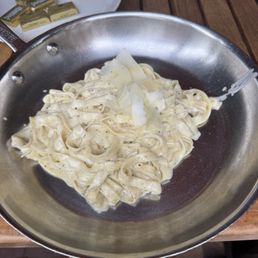 cacio e pepe cacio e pepe