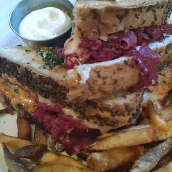 Big Ditch Brewing - Breuben with fries and roasted garlic mayo. - New American Near Me - Buffalo, New York Big Ditch Brewing - Breuben with fries and roasted garlic mayo. - New American Near Me - Buffalo, New York