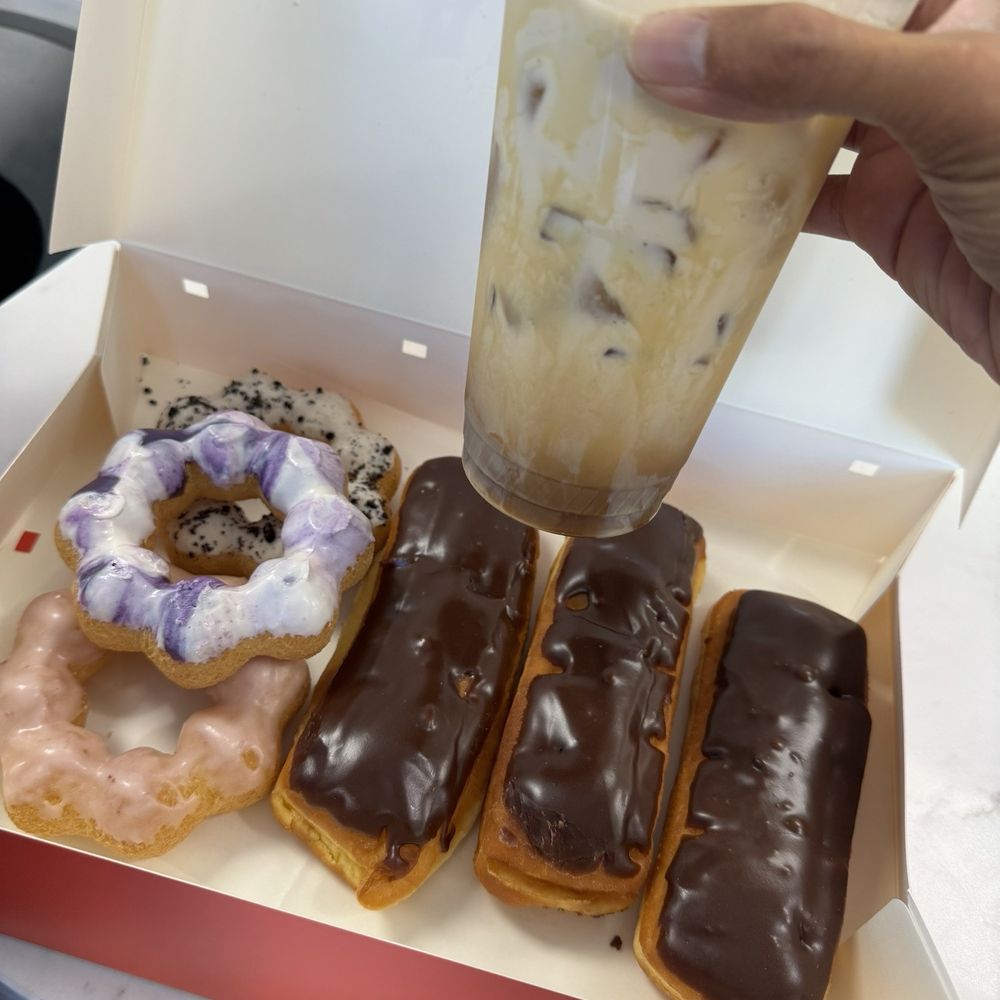 Aloha Donut - Donuts and White Chocolate Macadamia Nut Lattewhite - Coffee & Tea Near Me - North Las Vegas, Nevada Aloha Donut - Donuts and White Chocolate Macadamia Nut Lattewhite - Coffee & Tea Near Me - North Las Vegas, Nevada