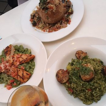Cafe Santorini - Italian Near Me - Pasadena, California