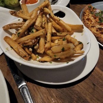 Yard House - Garlic fries - New American Near Me - Brea, California