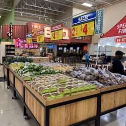 H-E-B