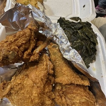 Ma Lessie's Chicken and Waffles - Waffles Near Me - Philadelphia, Pennsylvania