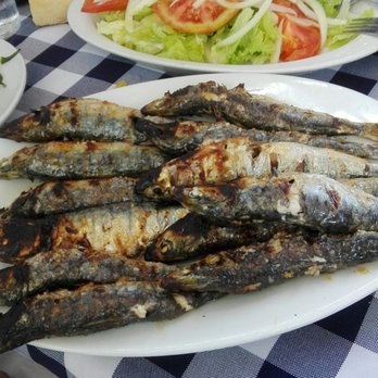 O Bocoi - Sardinas asadas y ensalada - Galician Near Me - Poio, PO O Bocoi - Sardinas asadas y ensalada - Galician Near Me - Poio, PO