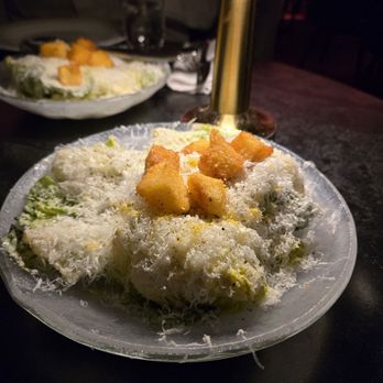 Fioretta - Ceasar - Italian Near Me - Chicago, Illinois Fioretta - Ceasar - Italian Near Me - Chicago, Illinois