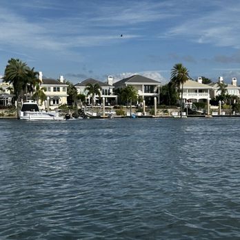 Riverwalk Boating - Boating Near Me - Tampa, Florida