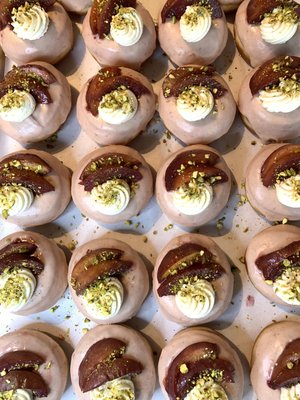 Max'd Out Donuts by null