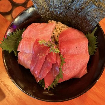 Moltan Roll Bar + Sake - Japanese Near Me - Vancouver, British Columbia