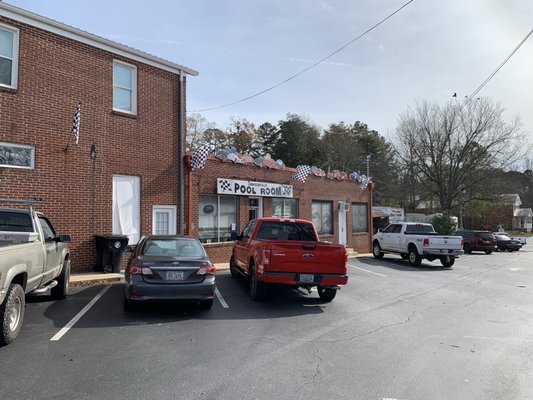 Dawsonville Pool Room by null