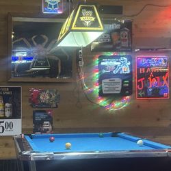 South Jetty Dining Room and Bar - Pool table