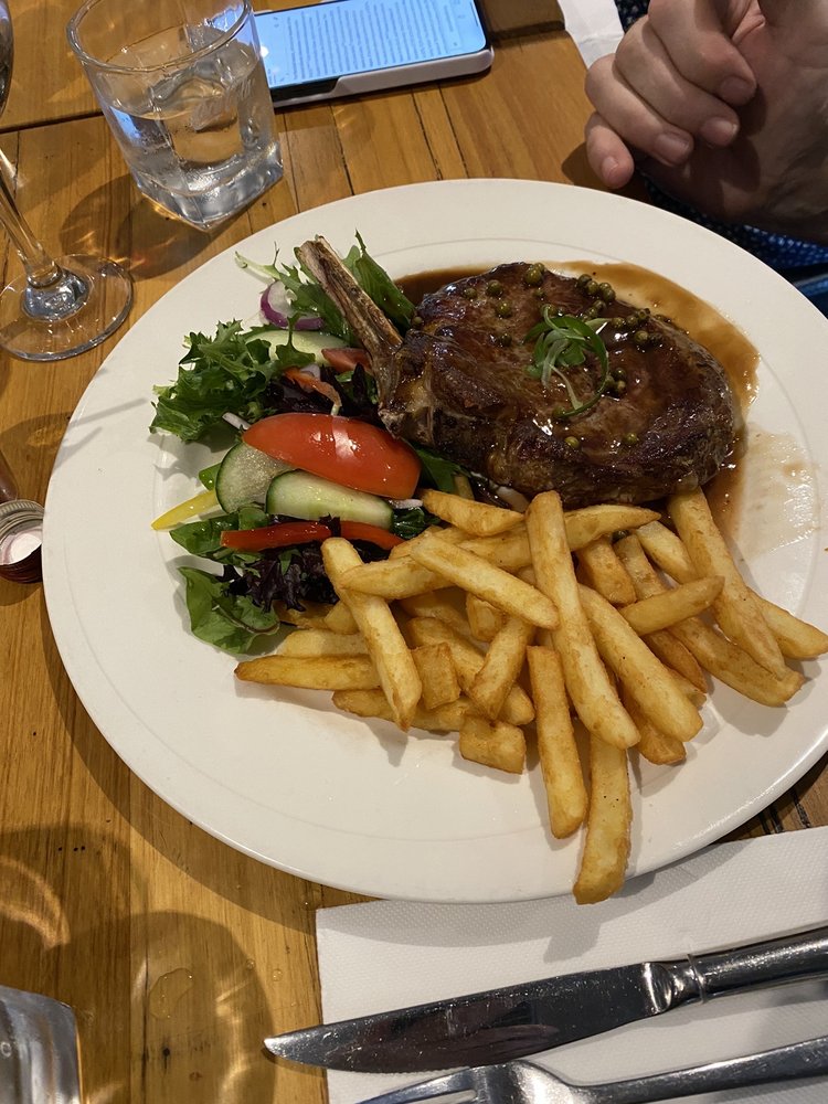 LA VISTA Updated September 2024 120 Brougham St, Geelong Victoria