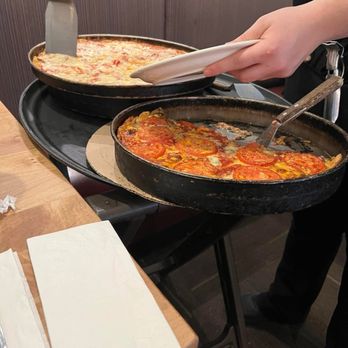 Lou Malnati's Pizzeria - Pizza Near Me - Schaumburg, Illinois Lou Malnati's Pizzeria - Pizza Near Me - Schaumburg, Illinois