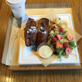 Paris Baguette - French Toast Brunch - Coffee & Tea Near Me - Brooklyn, New York