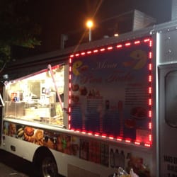 Chimi Truck - Amazing how late they are open